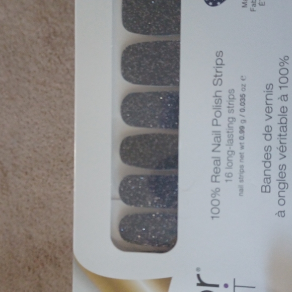 Color Street Nail strips - Picture 5 of 5